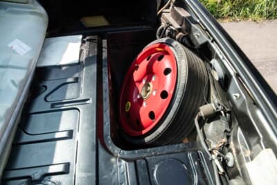 6万9000ユーロ(邦貨換算約1110万円)で落札されたポルシェ「968クラブスポーツ」(C)Courtesy of RM Sotheby's