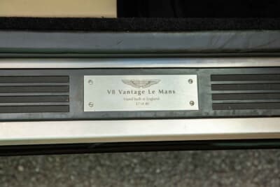 31万4375ポンド（邦貨換算約6287万円）で落札されたアストンマーティン「ヴァンテージ ル・マンV600」（C）Courtesy of RM Sotheby's
