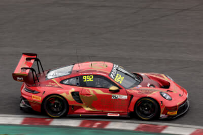 992号車 Absolute Racing