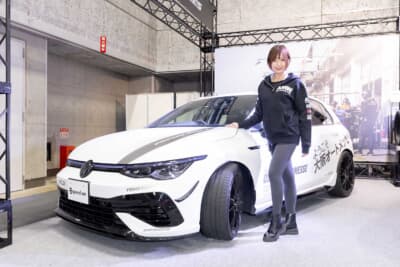 VW ゴルフ8：maniacs