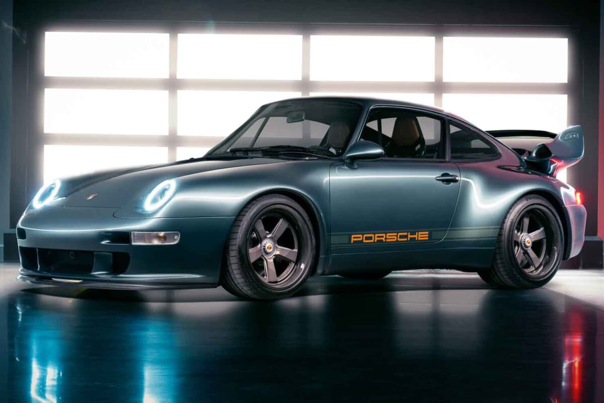 ポルシェ　1ドル札 1.5億円のポルシェ993型「911」のレストモッドとは
