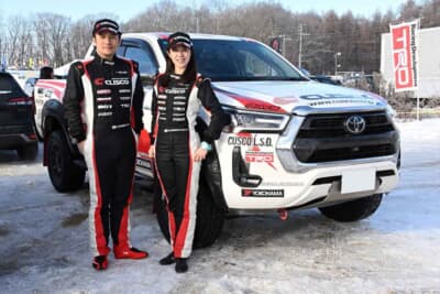 番場 彬／梅本まどか組（No.30 CUSCO YHジオランダーHILUX）