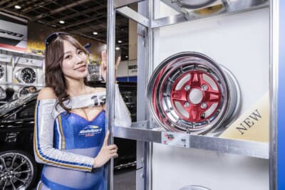 復刻モデルとして旧車ファンの間で話題の鍛造3ピースの「レーシングフォージ」シリーズ