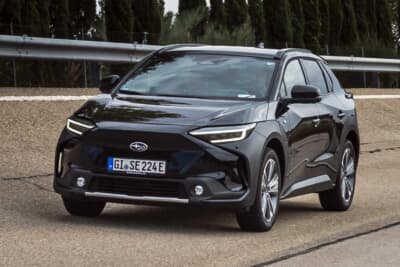 スバル ソルテラ：スーパーバイク世界選手権のレースウィークには4台のセーフティカーのみならず、VIPホスピタリティでも毎ラウンドで展示される