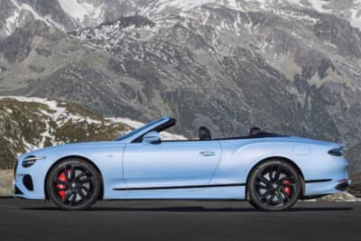 ベントレー コンチネンタル GTC：GTCはソフトトップを採用、時速48km/h以下なら19秒で開閉することができる