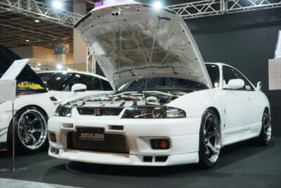 約860psのR33GT-R