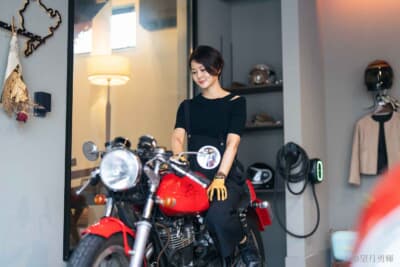 こちらはスパイダー以上につきあいが古く、YUちゃんの代名詞とすらいえそうなヤマハSR500と