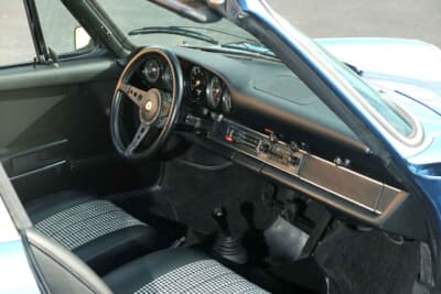 18万～20万ドル（邦貨換算約2808万～3120万円）で現在も販売中のポルシェ「911T タルガ」（C）Bonhams