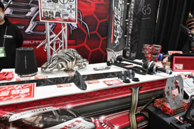 風間オートサービスがプロデュースしたオリジナルパーツを展示販売