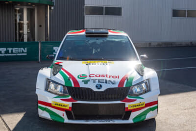 シュコダ ファビアR5：チェコのシュコダ製のラリー専用マシン