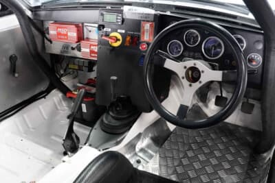 マツダ サバンナRX-7 デイトナ24時間レース仕様車：インテリアもレーシーに仕上げられている