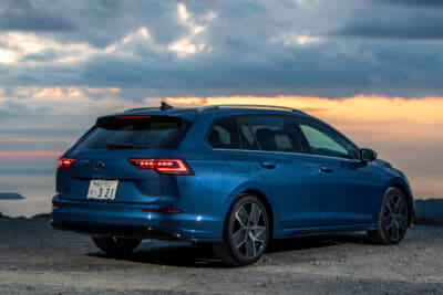 フォルクスワーゲン ゴルフ ヴァリアント TDI Rライン：リアは新デザインリアバンパーを採用