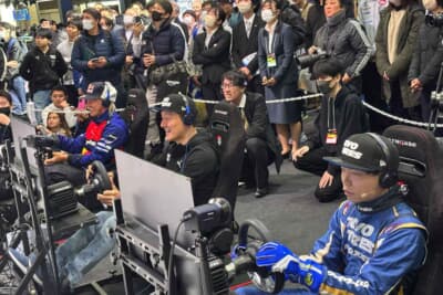 東京オートサロン2025では『グランツーリスモ7』の世界チャンピオン宮園拓真選手と対戦するステージも注目された