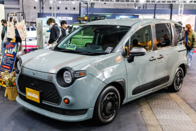 DAMD STUART：トヨタ シエンタにトラッドスタイルをプラスして古き良き英国車のような雰囲気に