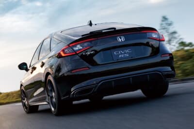 ホンダ シビックRS:走りのパフォーマンスが強調されたデザイン