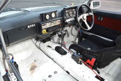 15万〜20万ドル（邦貨換算約2200万円〜2960万円）で現在も販売中の日産「スカイライン RSターボ Gr.Aツーリングカー」（C）Bonhams