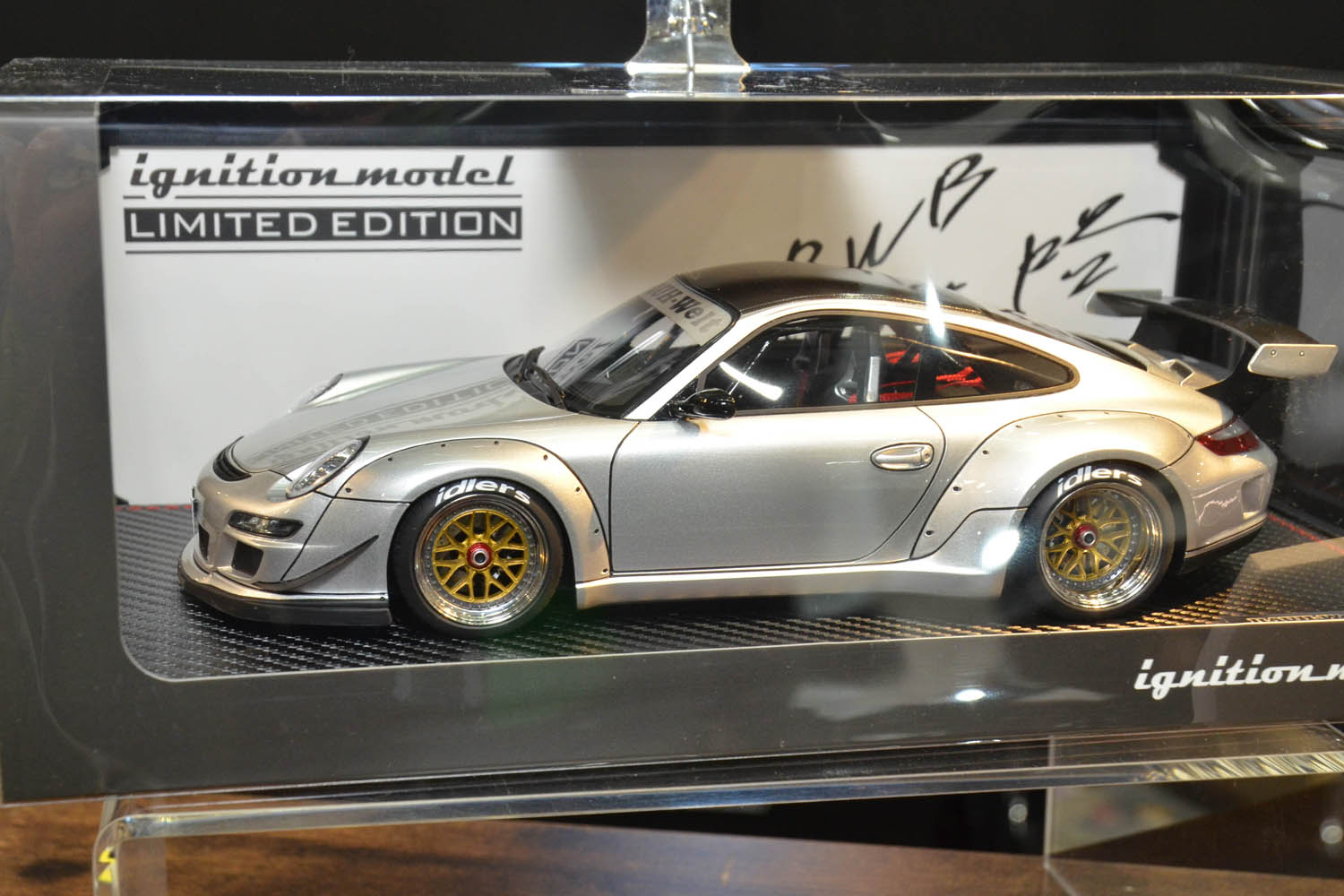 ポルシェ「RWB 997 GT3」やホンダ「NSX」が精巧すぎるミニカーに ポルシェ「RWB 997 GT3」やホンダ「NSX」が精巧すぎるミニカーに