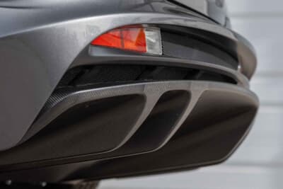 「71万5000ドル（邦貨換算約1億1153万円）で落札されたメルセデス・ベンツ「SLRマクラーレン・エディション」（C）Bonhams」