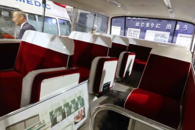 トヨペット マイクロバス：ベース車両は2tトラックのダイナ