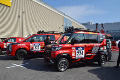 人気の軽自動車、デリカミニも展示