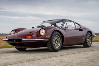 37万9000ドル（邦貨換算約5770万円）で落札されたディーノ「246GT」（C）Courtesy of RM Sotheby's