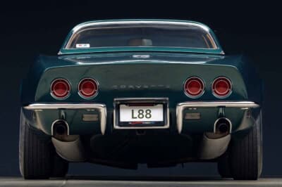 33万ドル（邦貨換算約5000万円）で落札されたシボレー「コルベット・スティングレイL88」（C）Courtesy of RM Sotheby's