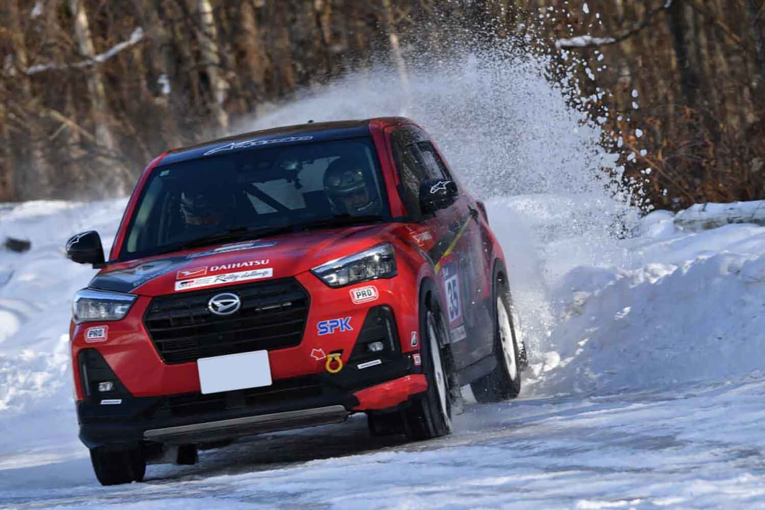 雪の少なさが心配された「北海道ブリザードラリー」が開催！ タイの