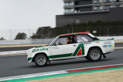 マカルーゾ財団のフィアット 131 アバルト Gr.4（1978年）