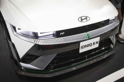 ヒョンデ アイオニック 5N DKエディション：グリーンがアクセントカラーとして随所に挿入される
