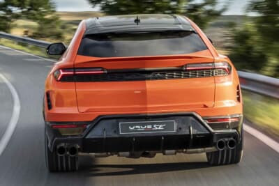 ランボルギーニ ウルス SE：電動油圧多板クラッチを備えた新しい縦置き電動トルクベクタリングシステムが初採用され、駆動トルクをフロントとリアのアクスル間で可変かつ連続的に配分する