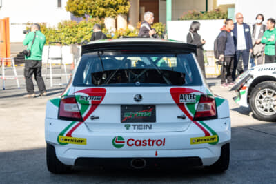 シュコダ ファビアR5：ボディサイズは全長3994mm×全幅1775mm×全高1320mm