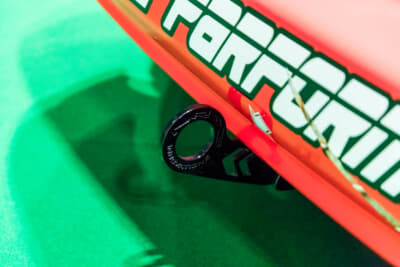 ホンダ EG型 シビック：レース車両なので牽引フックも備わる