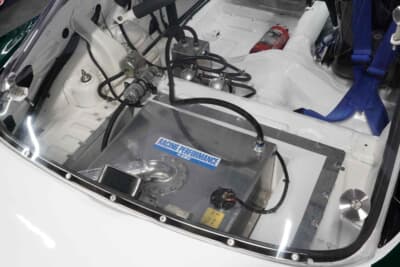 マツダ サバンナRX-7 デイトナ24時間レース仕様車：リアに安全タンクを積んでいる