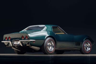 33万ドル（邦貨換算約5000万円）で落札されたシボレー「コルベット・スティングレイL88」（C）Courtesy of RM Sotheby's