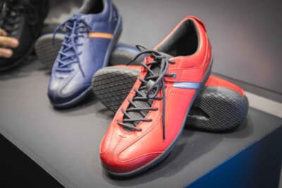 ベアクラッチL：カラーバリエーションは3色