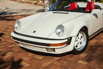 28万ドル（邦貨換算約4360万円）で落札されたポルシェ「911スピードスター ターボルック」（C）Courtesy of RM Sotheby's
