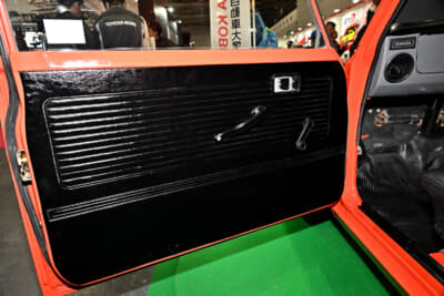 トヨタ 2代目 パブリカ ピックアップ：インテリアもまるで新車のような状態を取り戻した