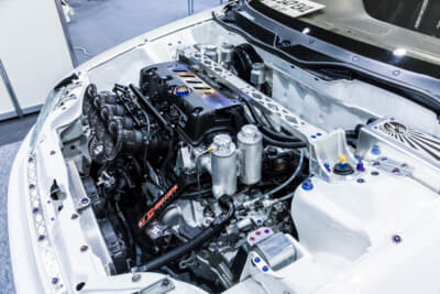 ホンダ EG型 シビック：2.4LのK24A型エンジンにスワップしている