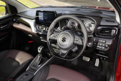 スズキ フロンクス：力強さとたくましさをテーマとしたコクピット