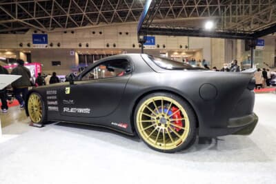 マツキヨ 刻 3ローター NA-7 by RE雨宮：ホイールはENKEIのRS05RR特別仕様ゴールド（F：8.5J-20+36／R：10.5J-20+24）を装着