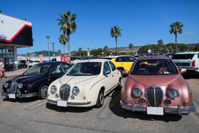 ジャガー マーク2をモチーフにした光岡 ビュートは、初代から3代目までは日産 マーチがベースとなっていた