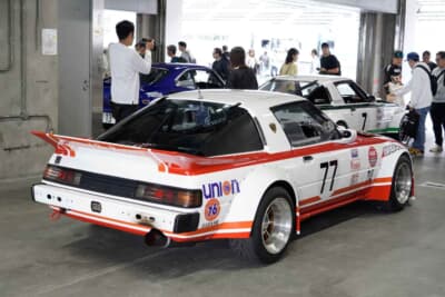 マツダ サバンナRX-7 デイトナ24時間レース仕様車：外装はデイトナ用オーバーフェンダーと呼ばれるパーツなどでカスタム