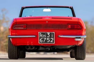 2万8000ドル（邦貨換算約425万円）で落札されたフィアット「850スパイダー」（C）Bonhams