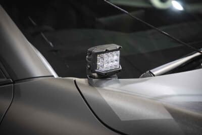 三菱 アウトランダーPHEV ナイト シーカー コンセプト:過酷な潜入ミッションに対応するべくギミックが詰め込まれていた