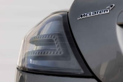 「71万5000ドル（邦貨換算約1億1153万円）で落札されたメルセデス・ベンツ「SLRマクラーレン・エディション」（C）Bonhams」