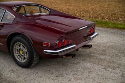 37万9000ドル（邦貨換算約5770万円）で落札されたディーノ「246GT」（C）Courtesy of RM Sotheby's