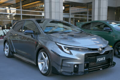 TOM'Sが仕立てたコンプリートカーのトヨタ GRカローラ