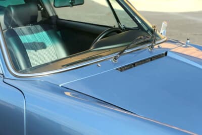 18万～20万ドル（邦貨換算約2808万～3120万円）で現在も販売中のポルシェ「911T タルガ」（C）Bonhams