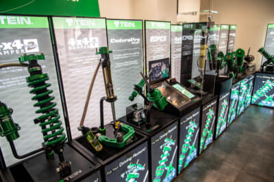 Castrol with TEIN発足の発表会はTEIN本社で行われた