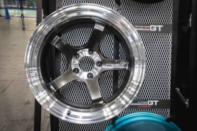 ADVAN Racing GT BEYOND-R